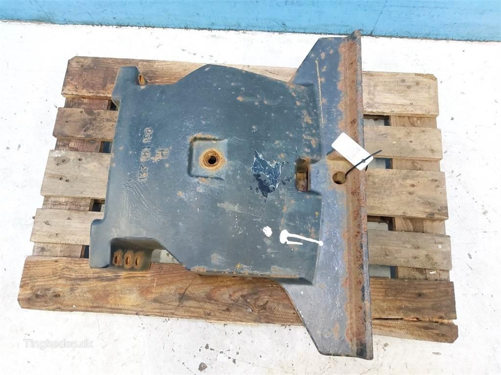 CASE CVX 120 Priekiniai svoriai