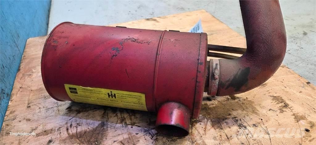CASE D268 Varikliai