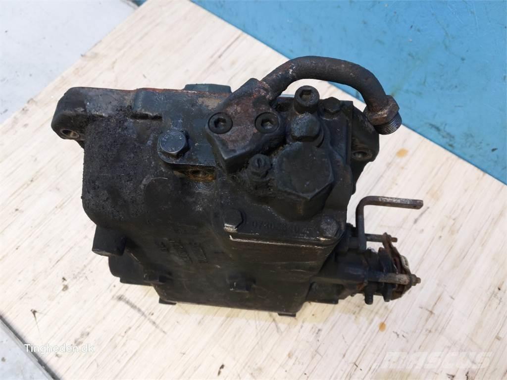 CASE Farmall 95A Kiti naudoti traktorių priedai
