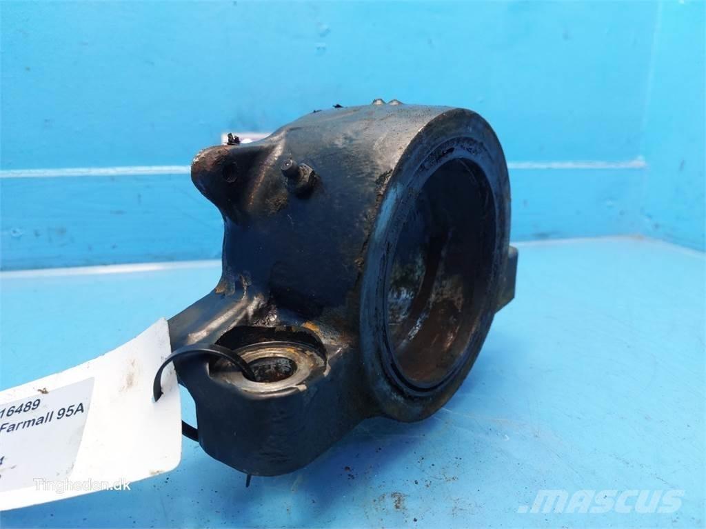 CASE Farmall 95A Kiti naudoti traktorių priedai