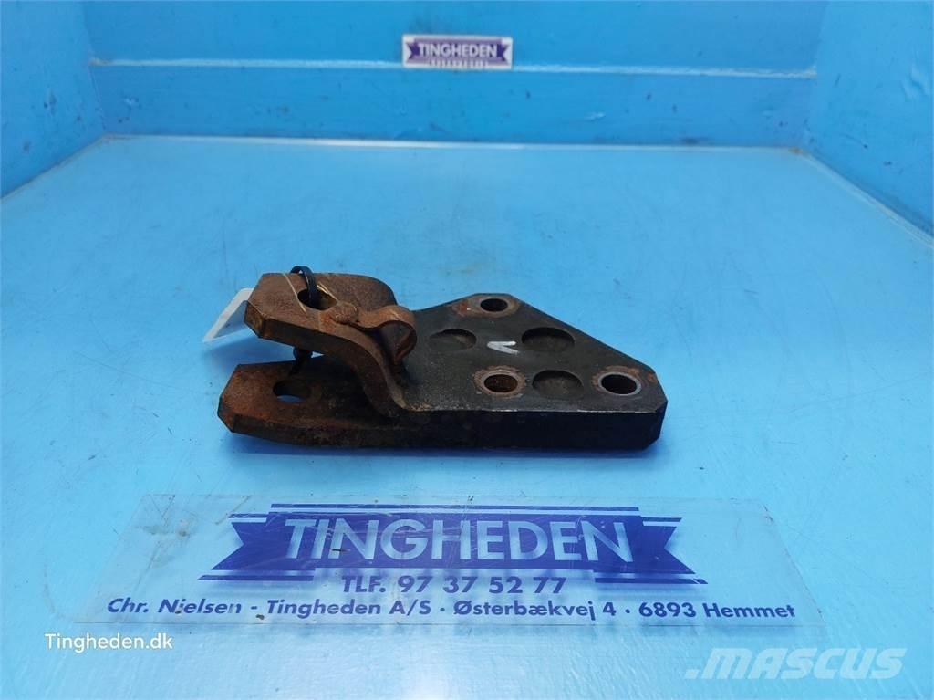 CASE Farmall 95A Kiti naudoti traktorių priedai