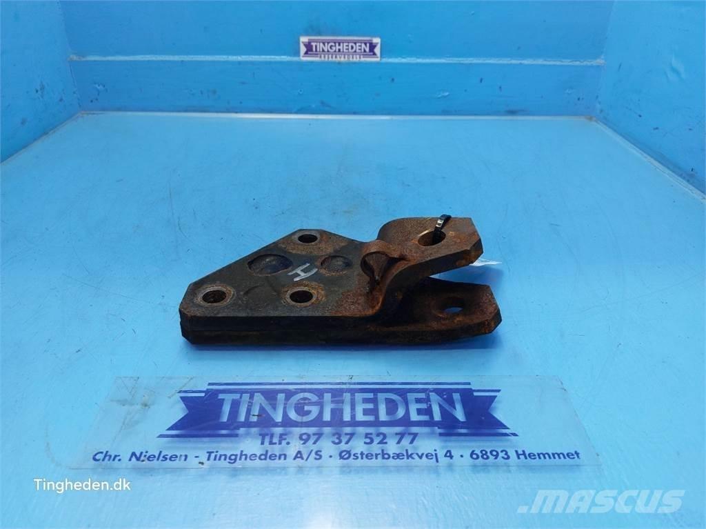 CASE Farmall 95A Kiti naudoti traktorių priedai