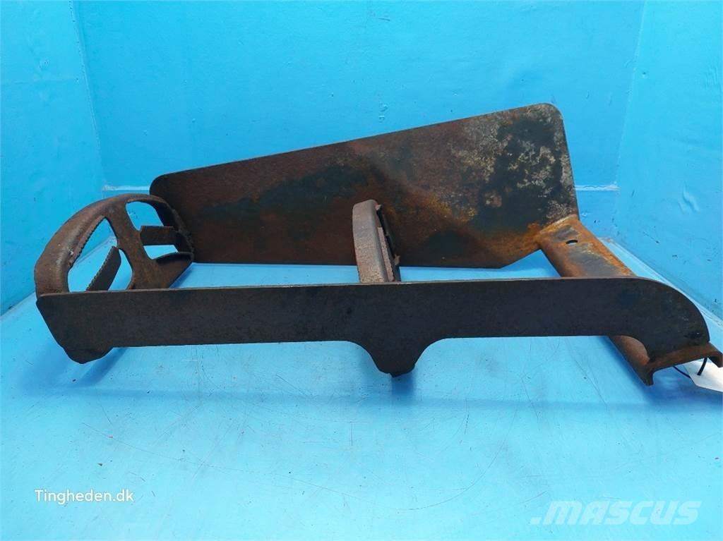 CASE Farmall 95A Kiti naudoti traktorių priedai