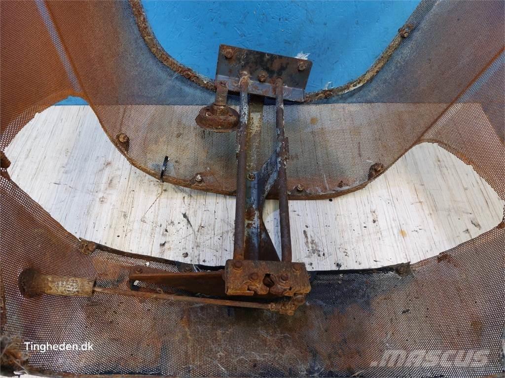 CASE Farmall 95A Kiti naudoti traktorių priedai