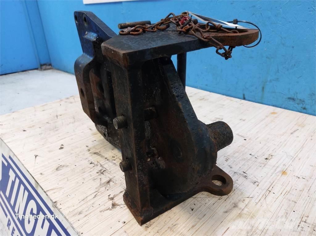 CASE Farmall 95A Kiti naudoti traktorių priedai