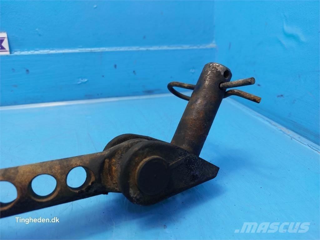 CASE Farmall 95A Kiti naudoti traktorių priedai