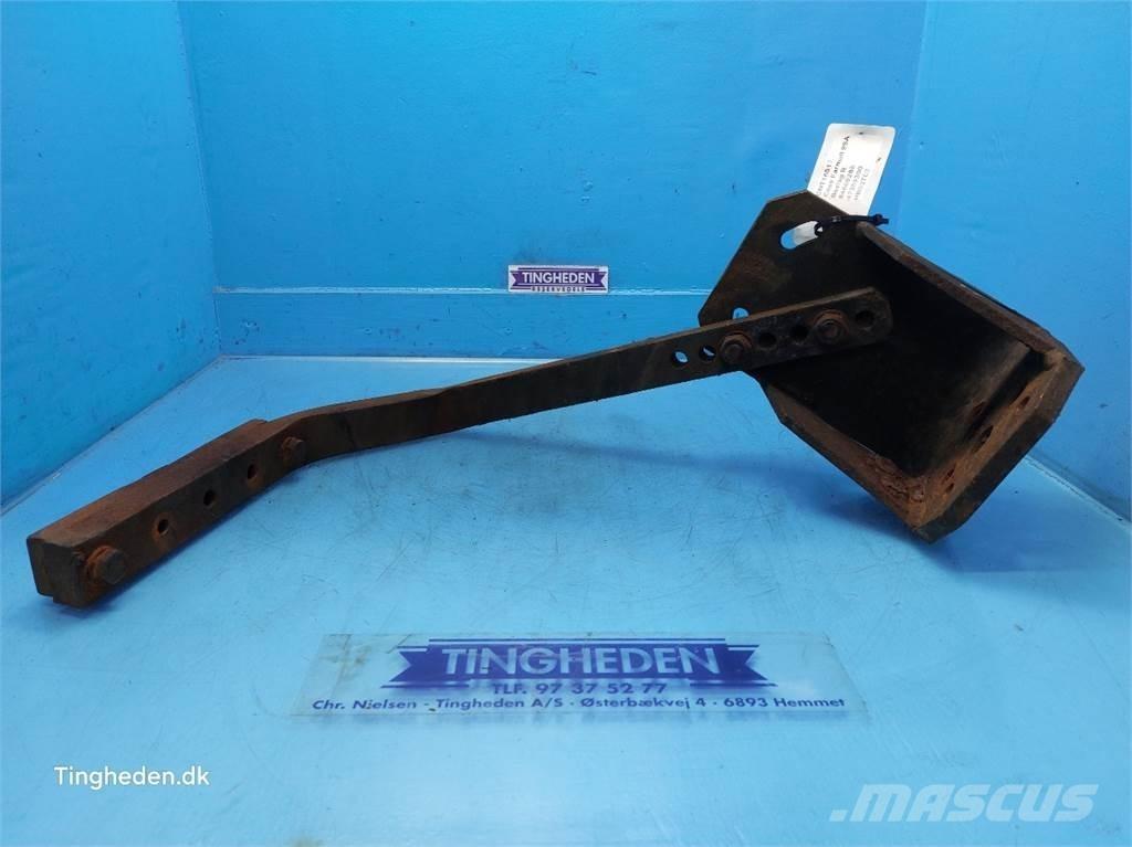 CASE Farmall 95A Kiti naudoti traktorių priedai