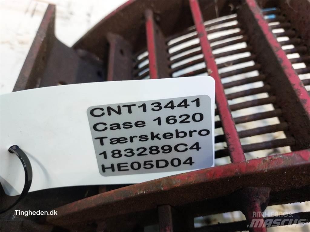 Case IH 1620 Derliaus nuėmimo kombainų priedai