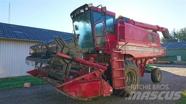 Case IH 1640 Derliaus nuėmimo kombainai