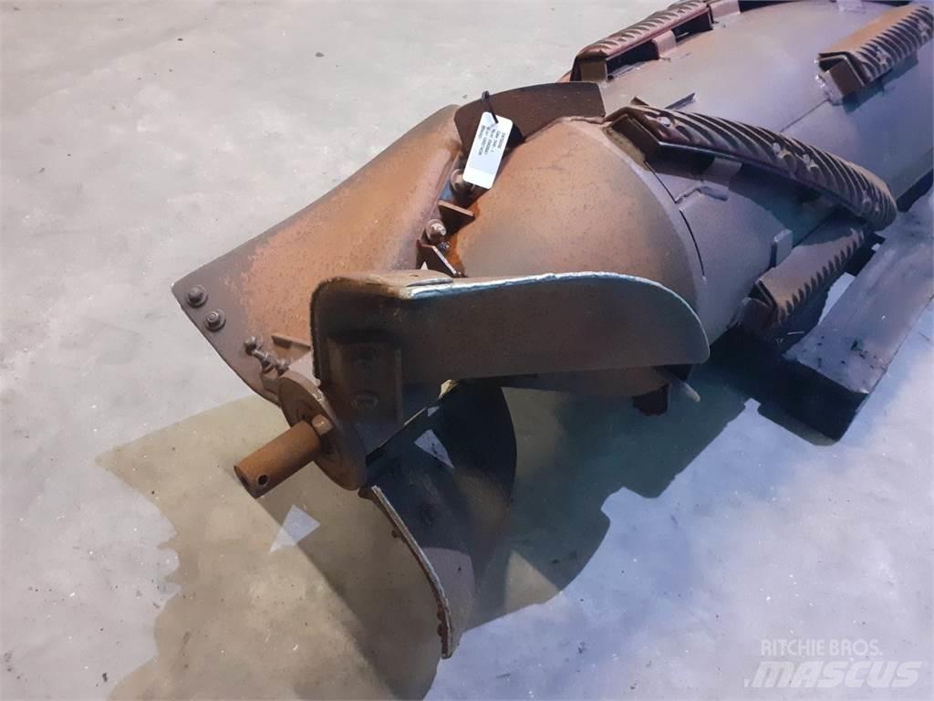 Case IH 1640 Derliaus nuėmimo kombainų priedai