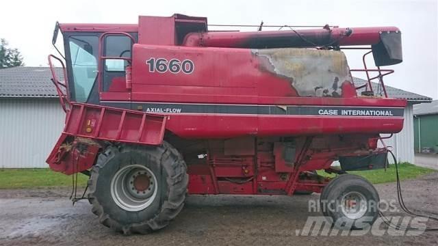 Case IH 1660 Derliaus nuėmimo kombainai