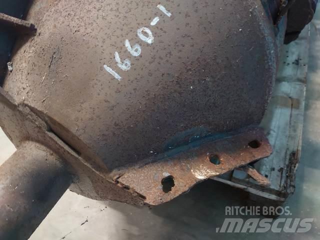 Case IH 1660 Derliaus nuėmimo kombainų priedai