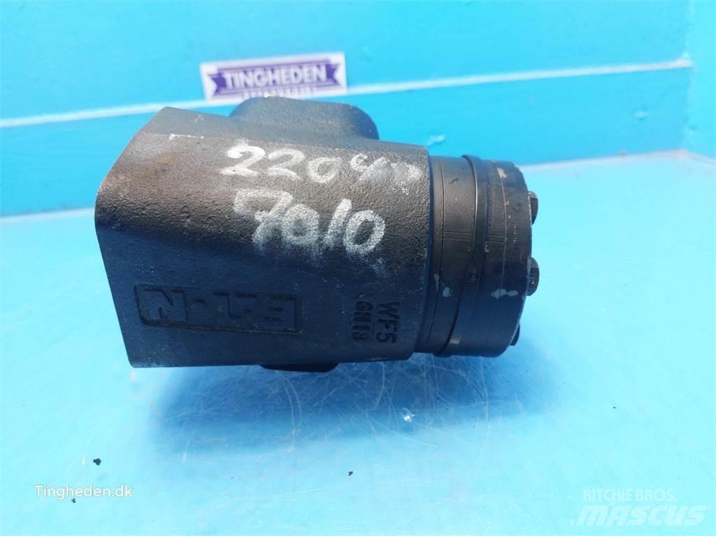Case IH 7010 Hidraulikos įrenginiai