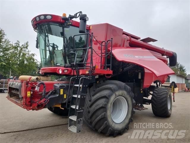 Case IH 8010 Derliaus nuėmimo kombainai