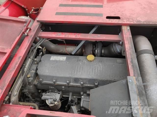 Case IH 8010 Derliaus nuėmimo kombainai