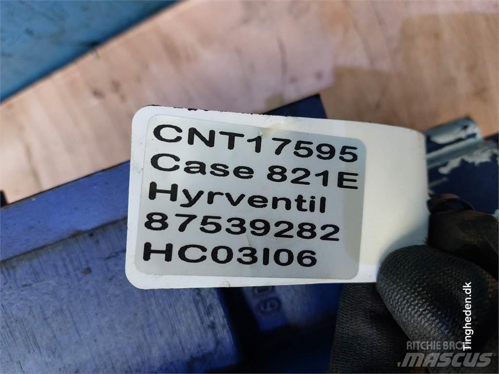 Case IH 821E Hidraulikos įrenginiai