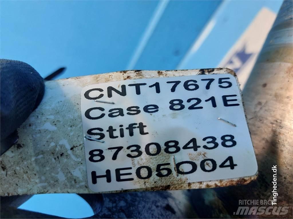 Case IH 821E Kiti naudoti statybos komponentai