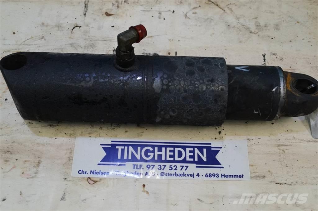 CASE Maxxum 115 Kiti naudoti traktorių priedai