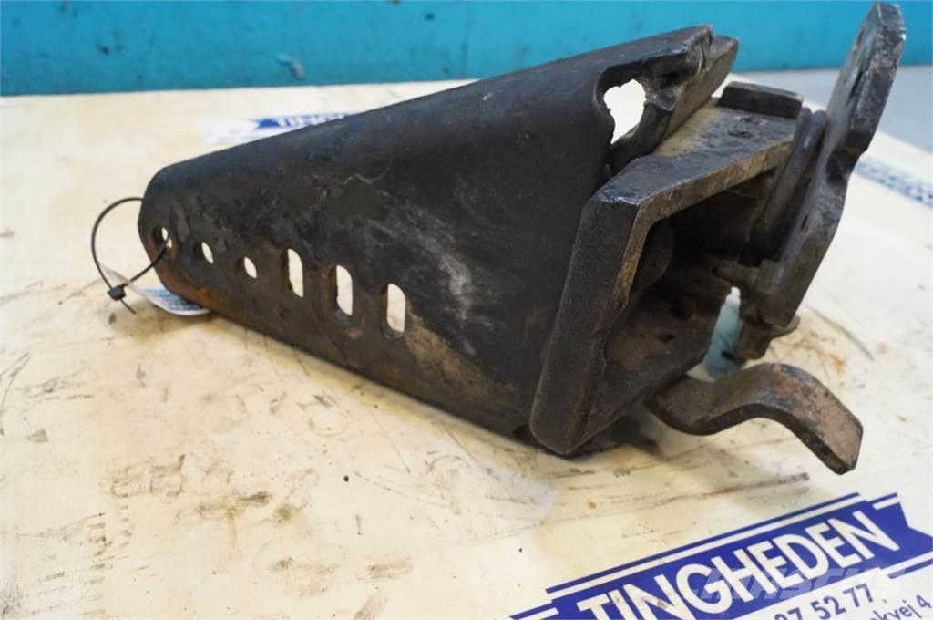 CASE Maxxum 115 Kiti naudoti traktorių priedai