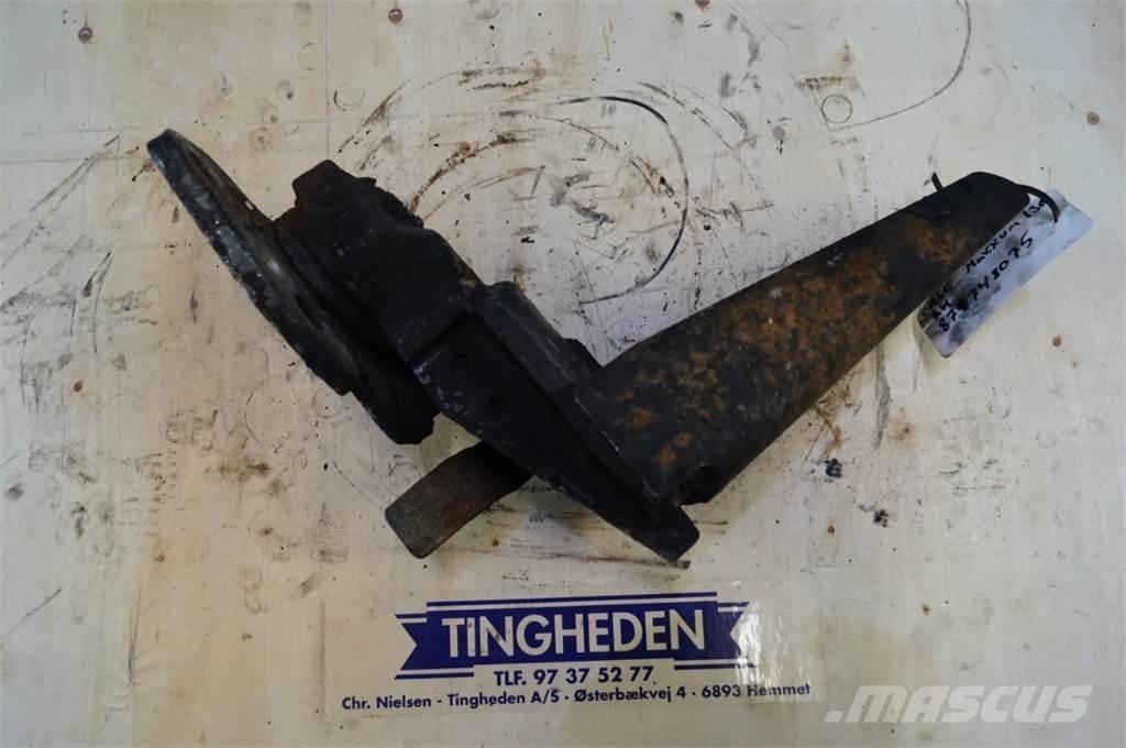 CASE Maxxum 115 Kiti naudoti traktorių priedai