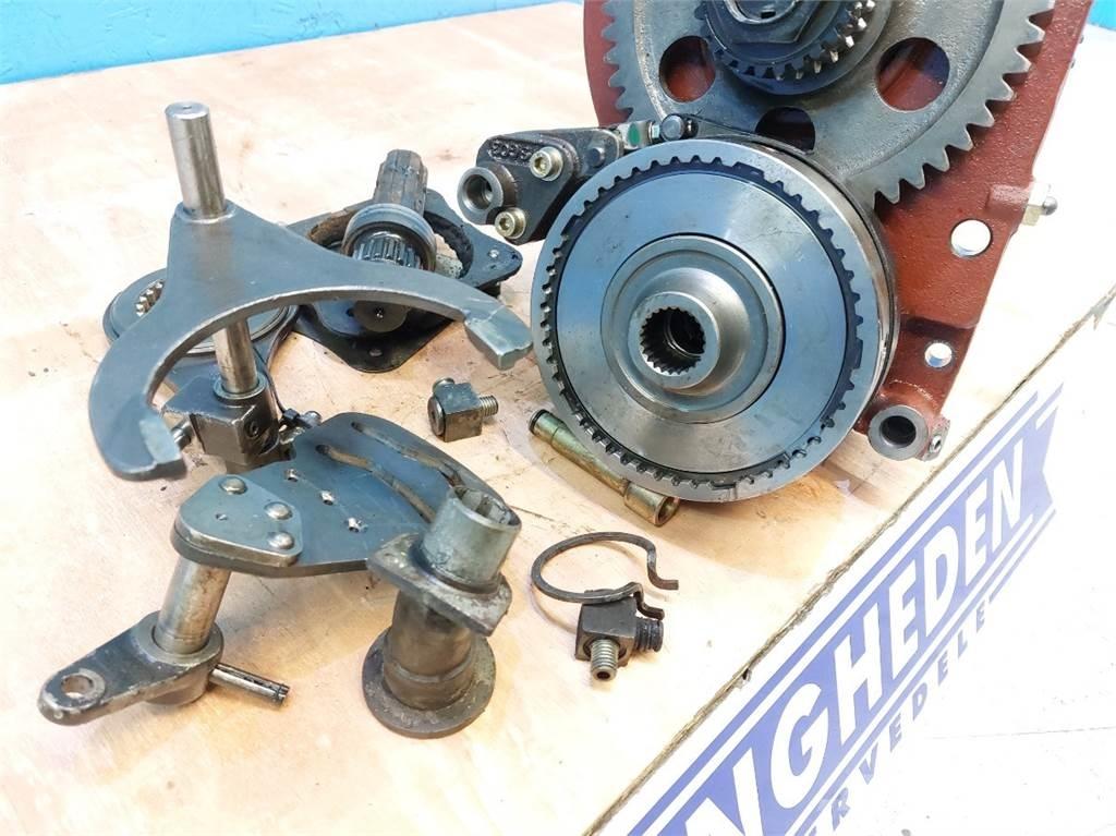 CASE Maxxum 115 Kiti naudoti traktorių priedai