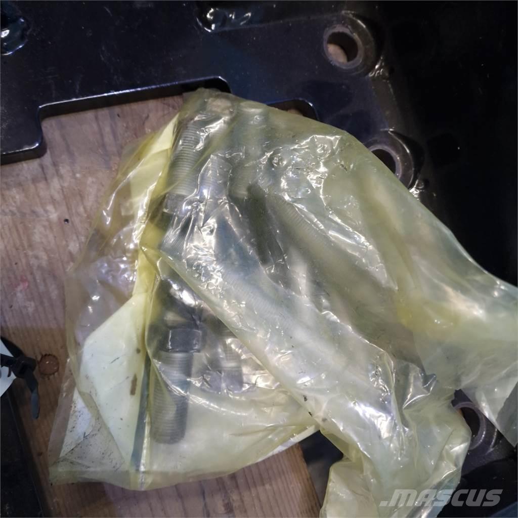 CASE Maxxum 130 Kiti naudoti traktorių priedai