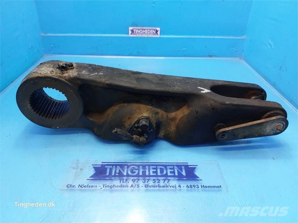 CASE Puma 185 Kiti naudoti traktorių priedai