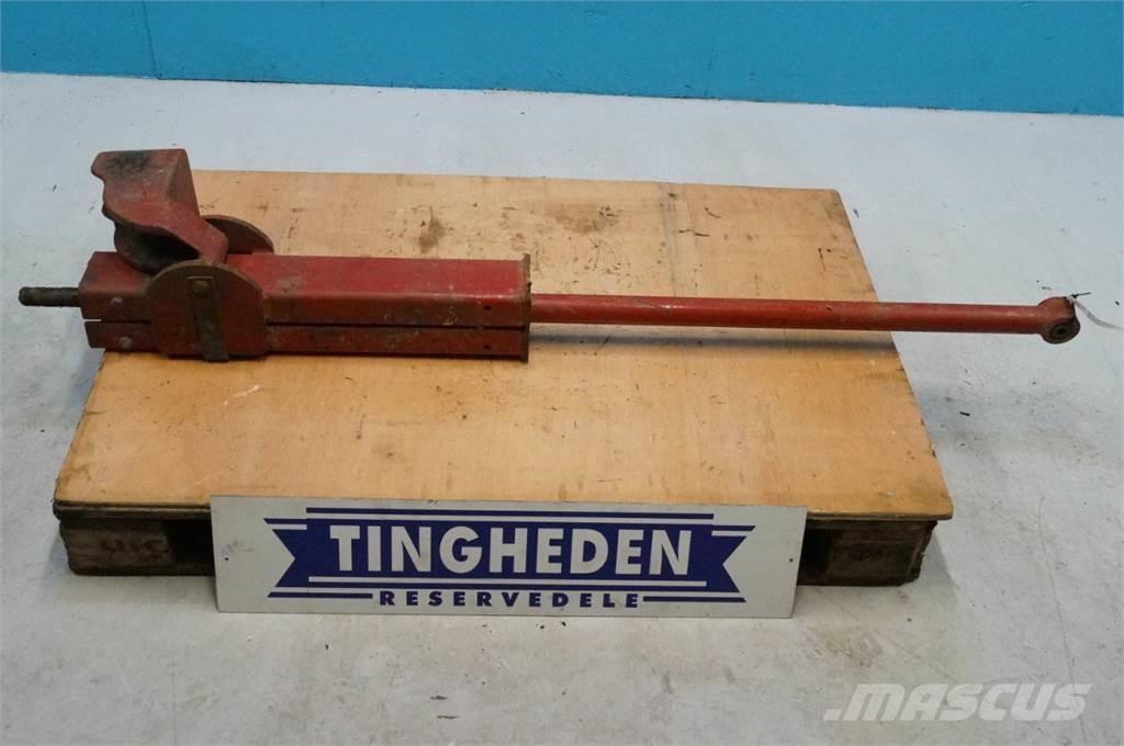 CASE STX 450 Kiti naudoti traktorių priedai