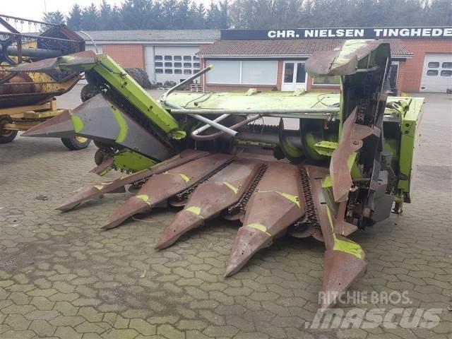 CLAAS 6218 8R Pašarų ruošimo technika