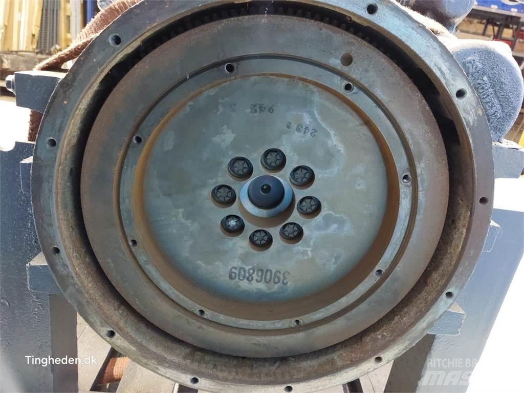 Cummins 6LTAA8.9 Varikliai