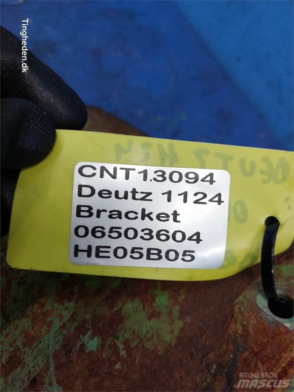 Deutz 1124 Derliaus nuėmimo kombainų priedai