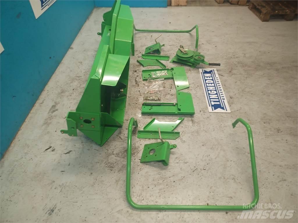 Deutz 4075 Derliaus nuėmimo kombainų priedai