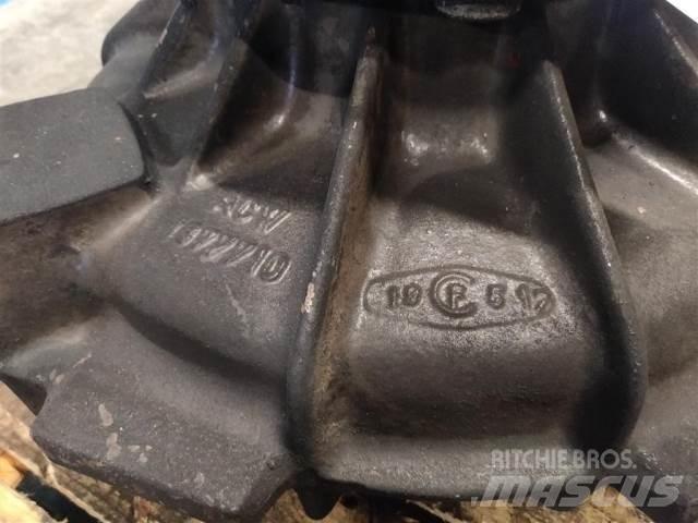 Fendt 6335 Derliaus nuėmimo kombainų priedai