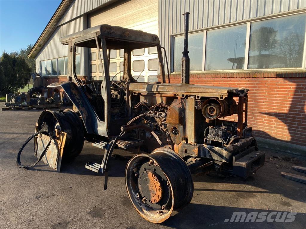 Fiat F130 Traktoriai