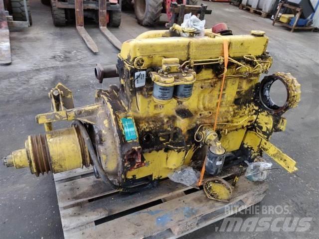 Ford 2725E Varikliai