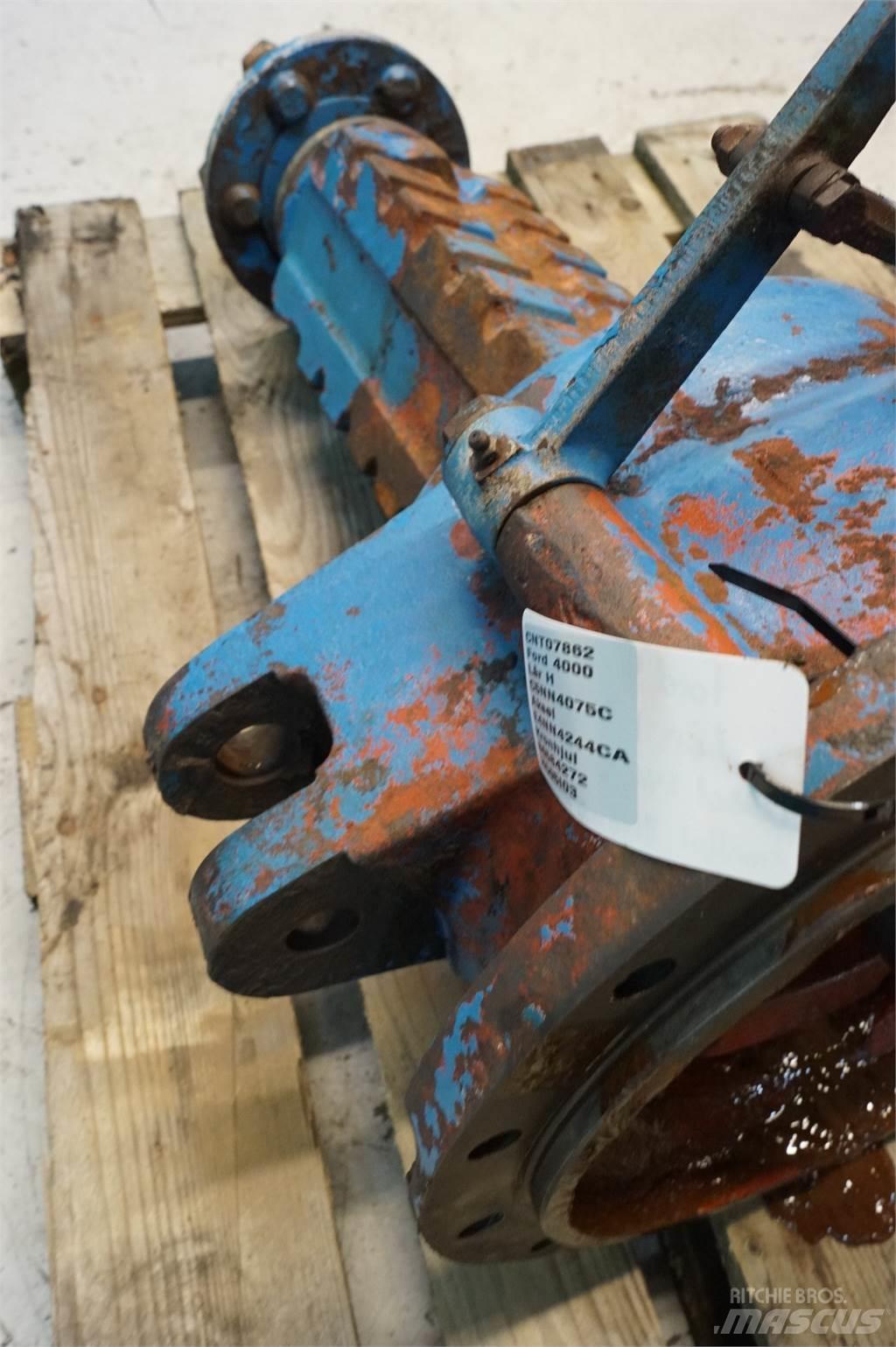Ford 4000 Kiti naudoti traktorių priedai