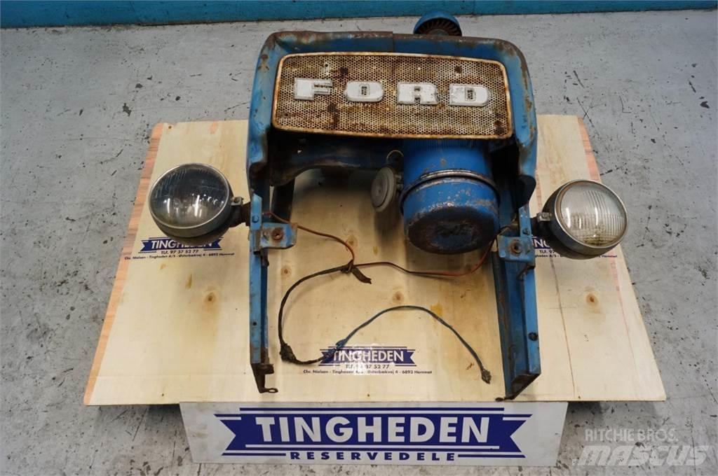 Ford 4000 Kiti naudoti traktorių priedai