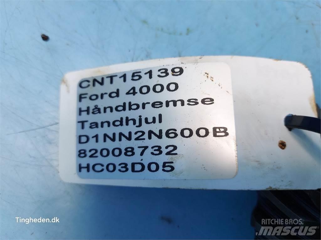Ford 4000 Kiti naudoti traktorių priedai