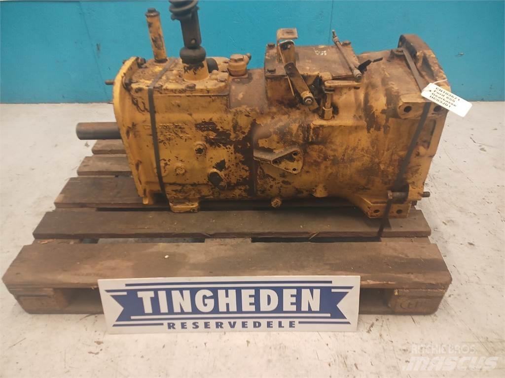 Ford 655 Transmisijos