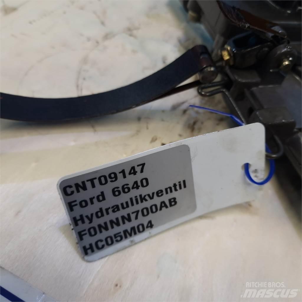 Ford 6640 Hidraulikos įrenginiai
