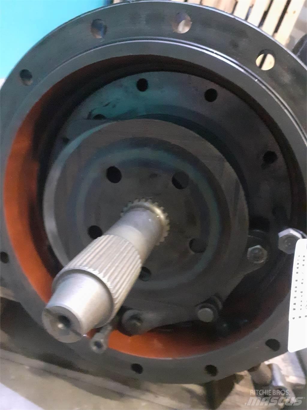 Ford 6710 Kiti naudoti traktorių priedai