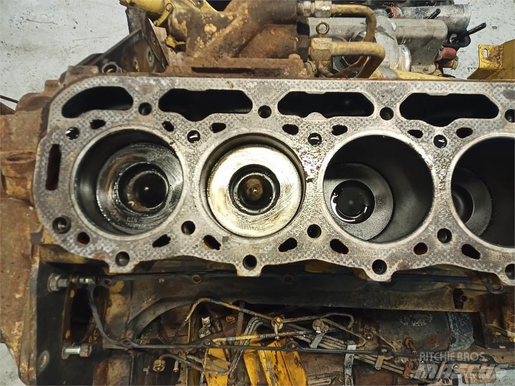 Ford 675TA Varikliai