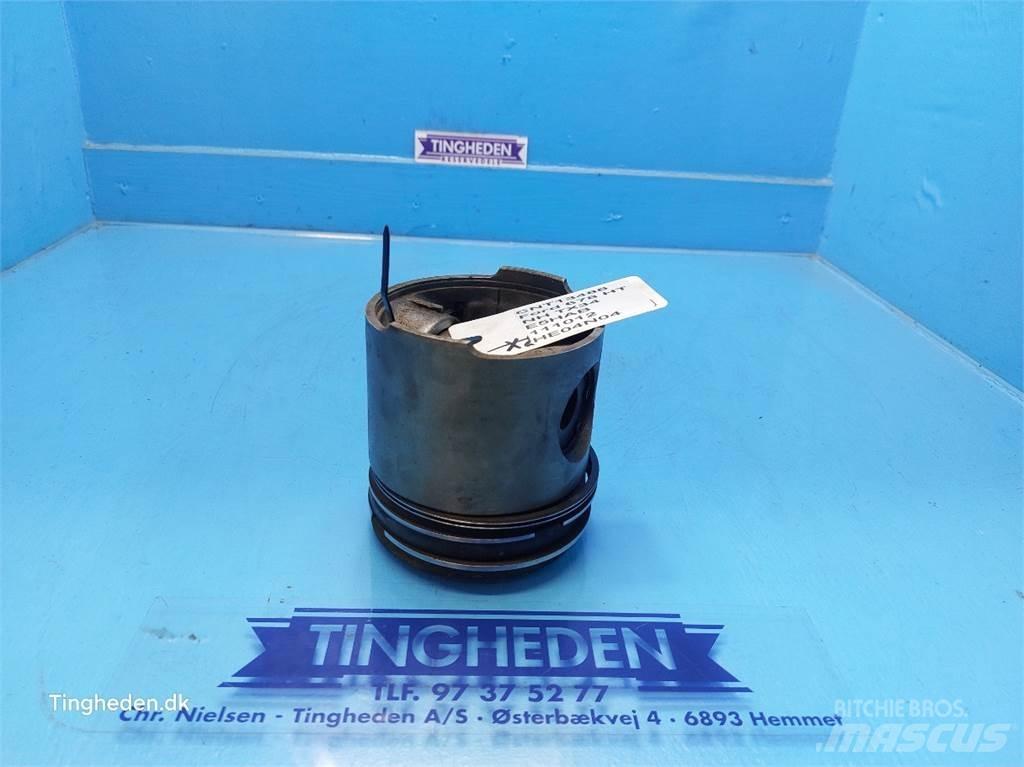 Ford 678 HT Varikliai
