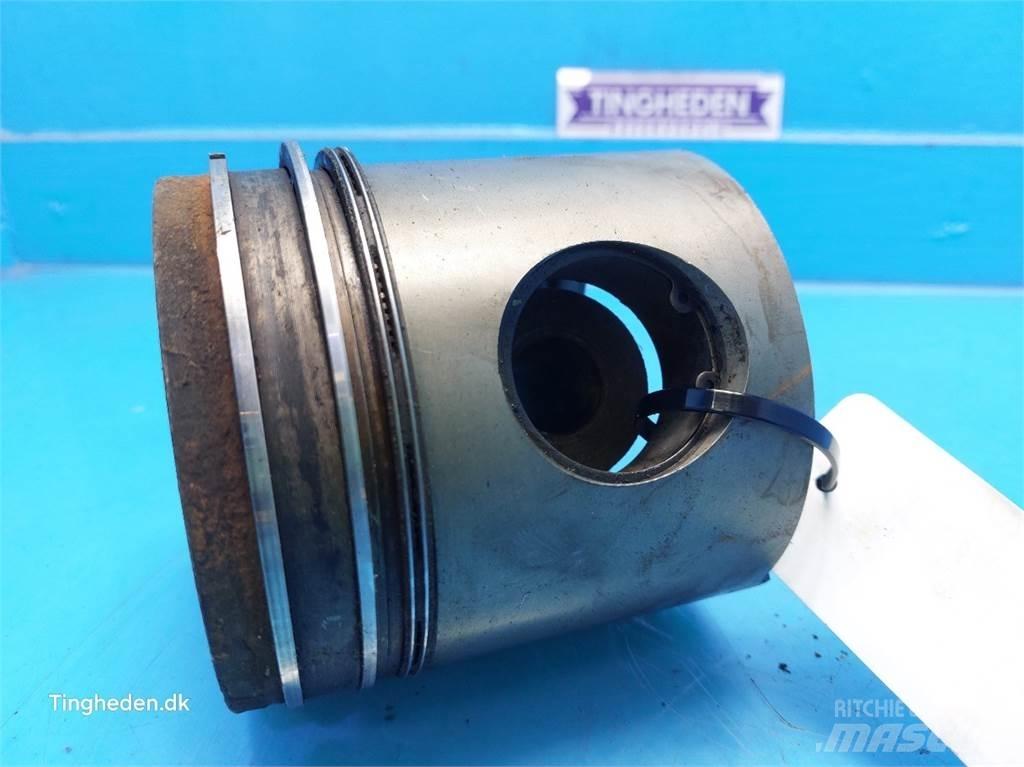 Ford 678 HT Varikliai