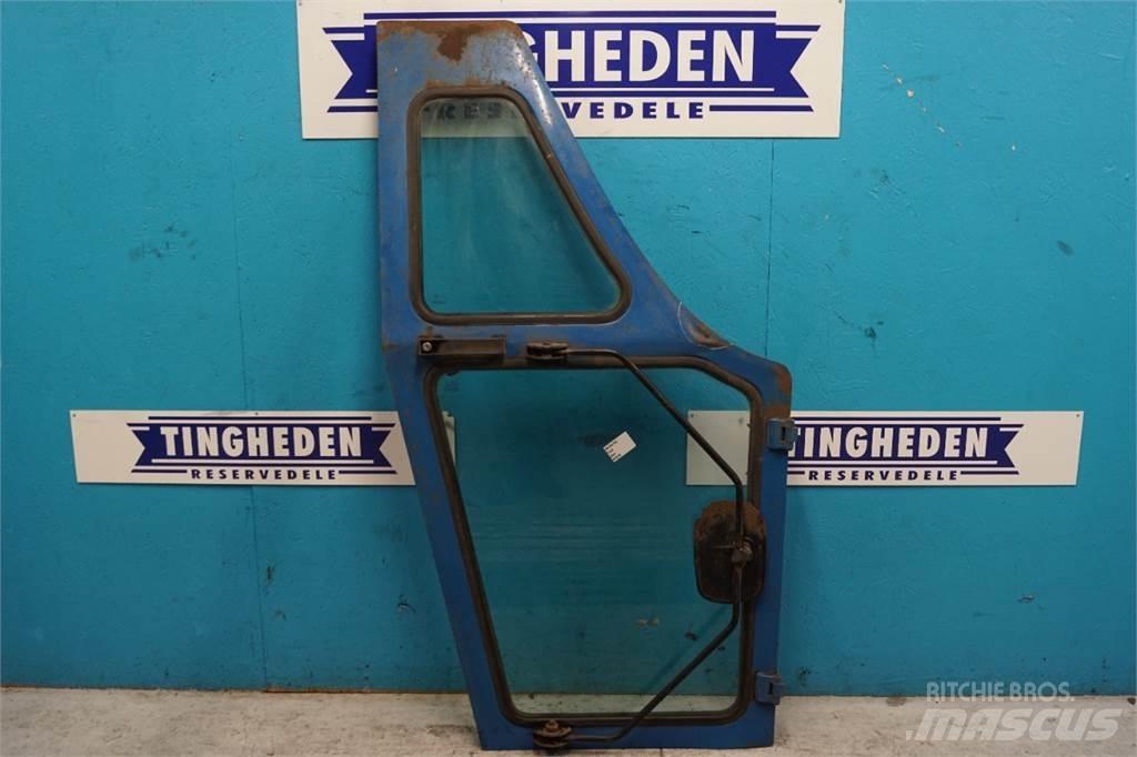 Ford 7710 Kabinos