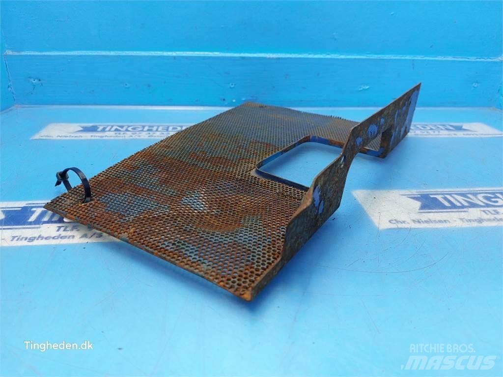 Ford 7710 Kiti naudoti traktorių priedai