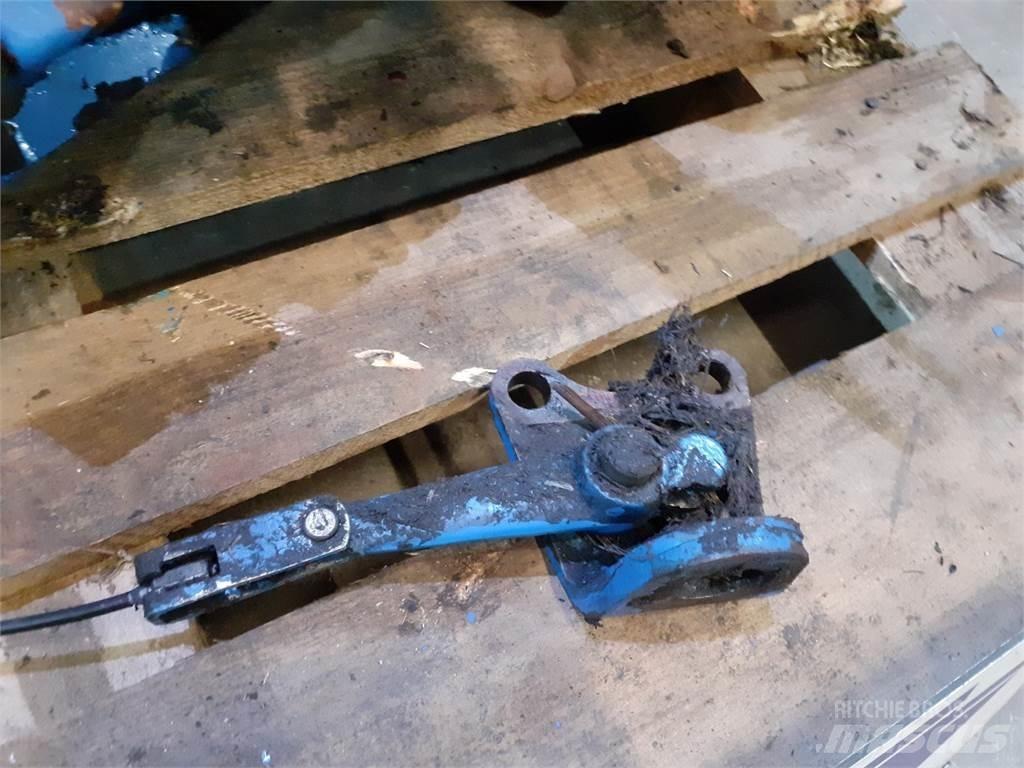 Ford 7840 Kiti naudoti traktorių priedai