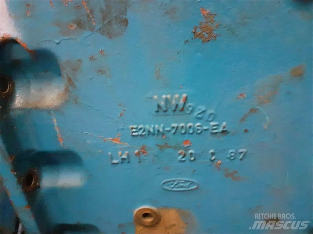 Ford 8210 Transmisijos