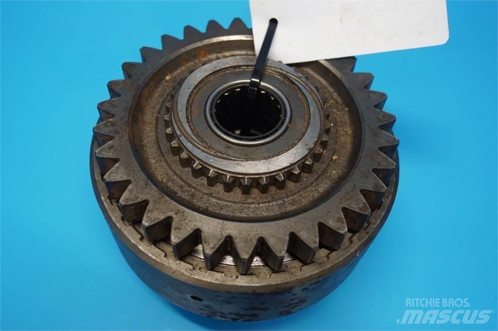 Ford 8210 Transmisijos