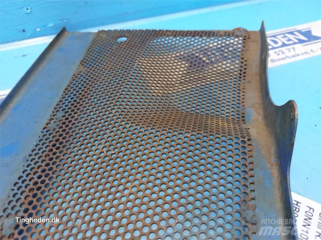 Ford 8210 Kiti naudoti traktorių priedai
